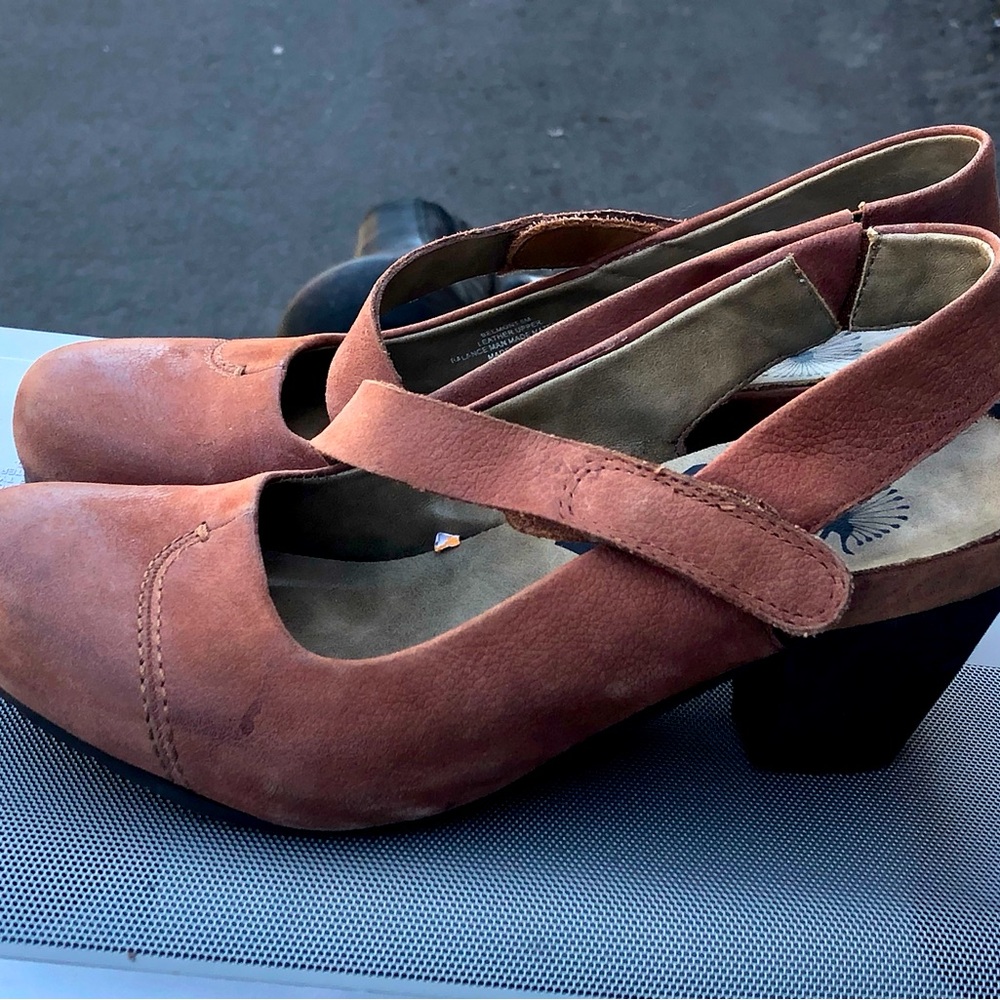 otbt  Belmont Women’s Pink Salomon Heel Mary Jan shoes Size 6M